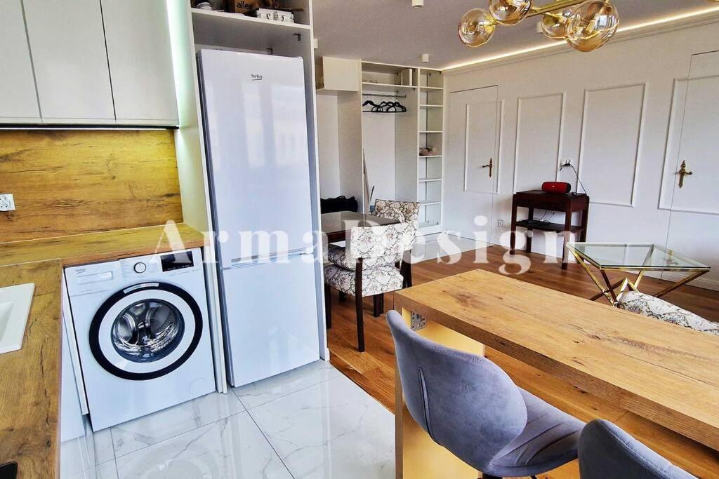 Arma Design Apartment 2 Bedrooms Varšava Exteriér fotografie