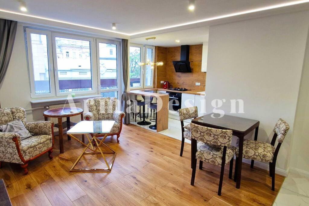 Arma Design Apartment 2 Bedrooms Varšava Exteriér fotografie